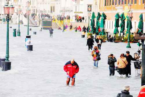 ����˹ ˮ��