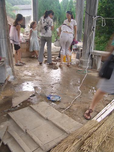 �������۾�