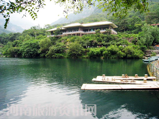 ����� ��ɫ ˮ