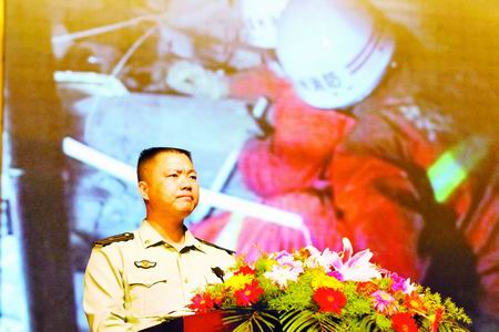 ���� ��¡ ����ϲ�۵�ʮ�����񾯲� ����Ȟ�(z��i) �儂��