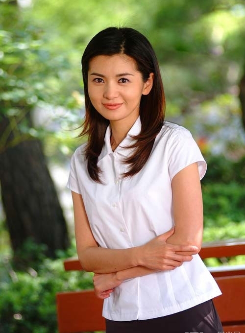 ���ӵ��T��  Ů����