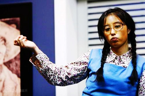 ��Ů�o��2������Ƭ