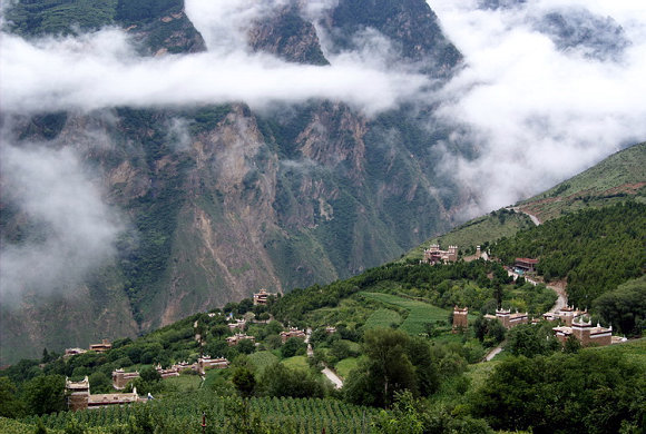 �������˹� ��ɽ����