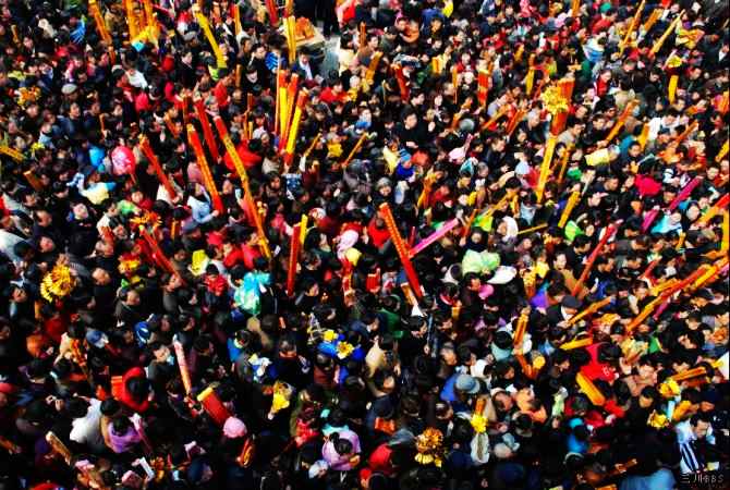 ��ꖿh̫�����¶��R��