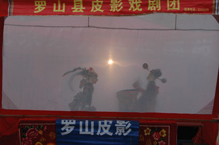 ���׏R��(hu��) �ط���ɫ  �_ɽƤӰ��