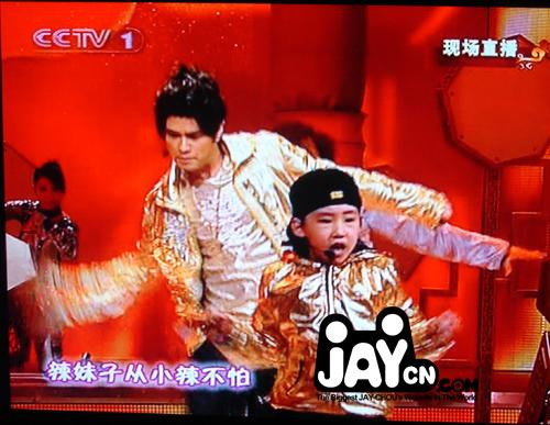 侯高俊杰 周杰倫 春晚 搭檔 街舞