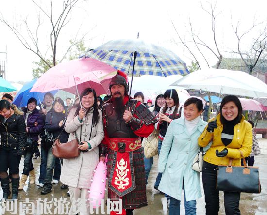 ���˹�(ji��)ȥ���Σ��o�aӰҕ���ﮔ(d��ng)Ӣ��