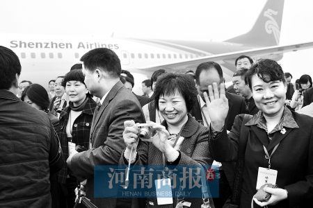 �B737-800�w�C �����������H�C�� �_���҈@�C�� ����ֱ���_�� �װ��w�C