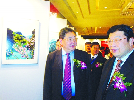 �K�����ڏ��V�ǵ���ͬ���^���֑]ɽ�L(f��ng)��zӰչ