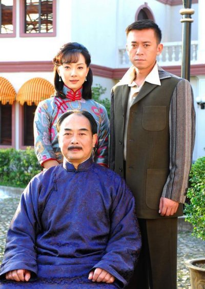 �A��֮�پ��ʄ���