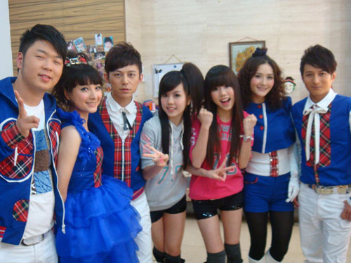 ѩ�̰�08���������˪�(ji��ng) �¼����p��̥���� BY2�M�� 16δ���� �옷(l��)�󱾠I(y��ng) ������݋