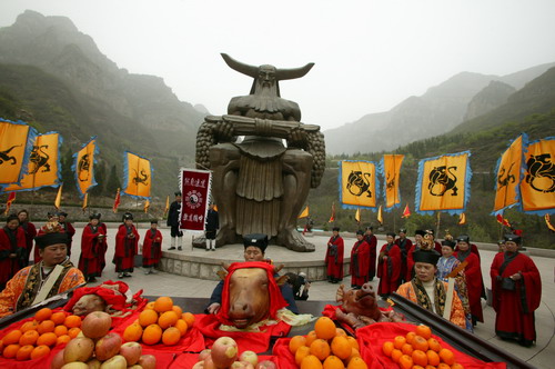 ���r(n��ng)ɽ�Ļ���(ji��) ���¹ŏR��(hu��)