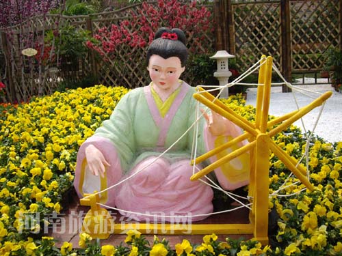 ���G��չ ��Ů����