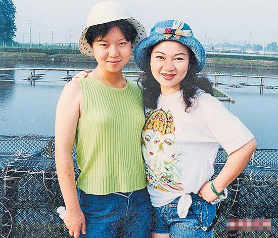 �ױ���Ů����Ƭ