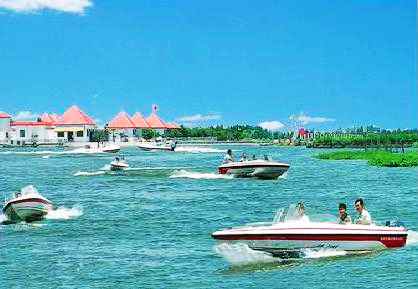 ̩�����ں��L(f��ng)���^(q��)