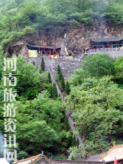 �ƴ� ��ɏ�� ���l(xi��ng) ���µ�һбɽ�T(m��n) �������