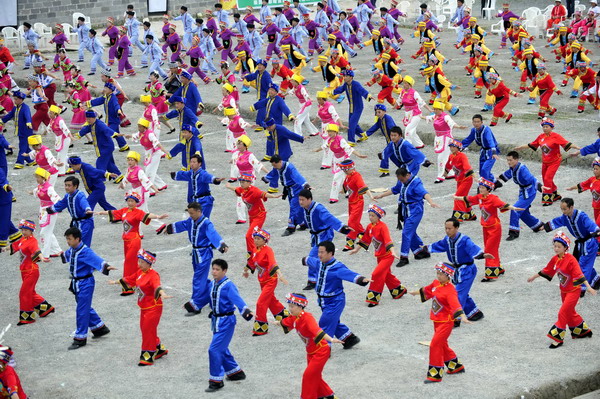 湖北 來鳳 萬人 擺手舞 文化旅游節(jié) 激情開幕