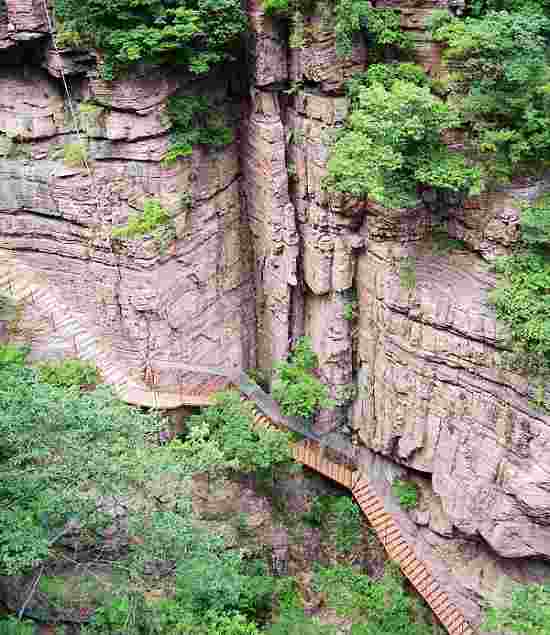 �P(gu��n)ɽ���|(zh��)���@