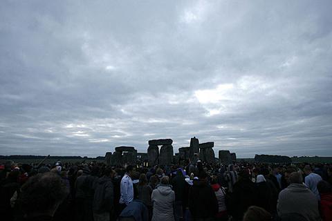 �����ο� Ӣ�� ��ʯ� ӭ ����  