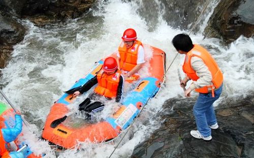 ԥ����{��Ư������