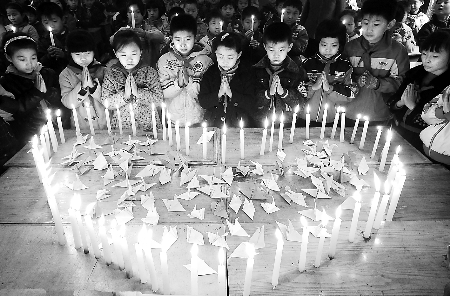 ���ϸ������е����ຣ���������yͬ��