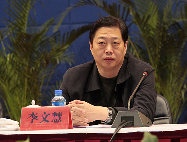 ���T�{��ί��ӛ���Ļ۳�ϯ���T�{���Ώ�(qi��ng)�н��O(sh��)����17���Ї�(gu��)��(gu��)�H�S�����ι�(ji��)��(d��ng)�T���(hu��)���_