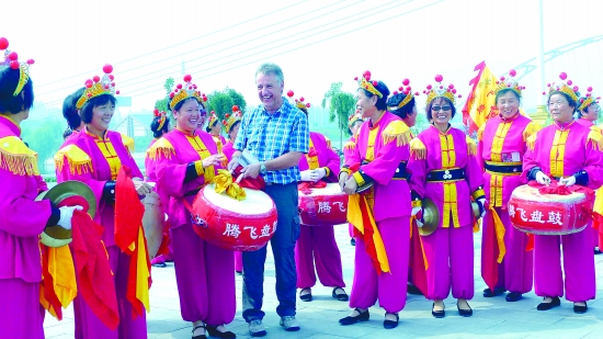 德國(guó)“老爺車(chē)”親密接觸“黃河明珠”三門(mén)峽