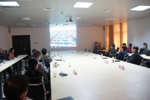 ��������ξ��J(r��n)��M���տ��h��ʮ�˴��_Ļʽʢ�r