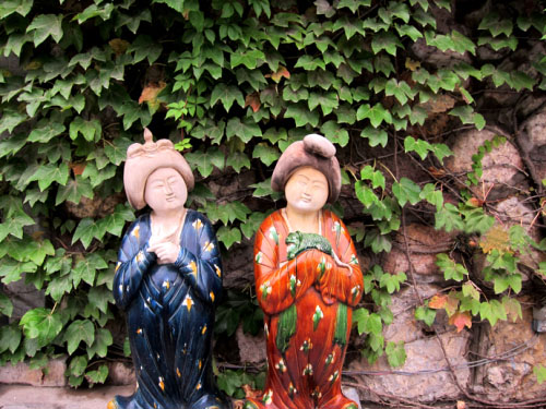 �Ƴ��DŮ����