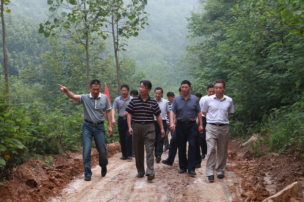 �������˴�ί�����������ι����M���{(di��o)��