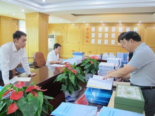 文明之風(fēng)拂面來——省級文明單位考核組深入三門峽市旅游局檢查驗(yàn)收