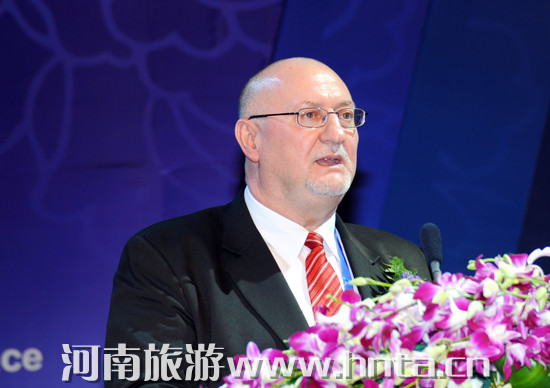 �������γ������L(zh��ng)Փ�����(hu��)�e��