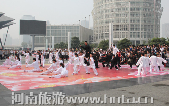 �g����Ѳ��