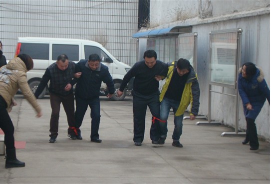 �_�������ξֽM���_չ�cԪ��Ȥζ�\�ӕ�