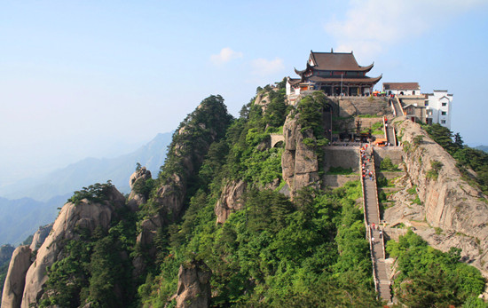 �Ǹ��h(yu��n)���������� ����(n��i)��ɽ��(j��ng)�����]