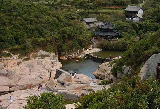 �ӱܳ��е����� ̽�L����������������