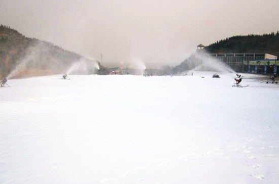 ���(y��ng)�һ�����ѩ��(ch��ng)ʥ�Q��Ļ