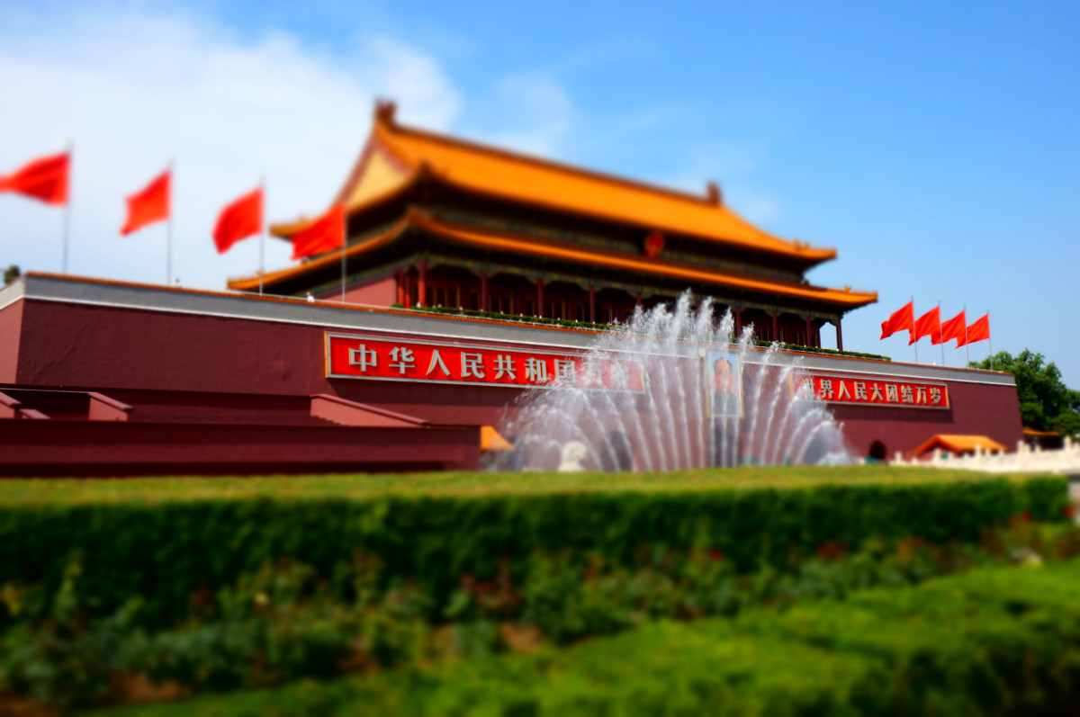 �Ї���ʡ�еĘ�(bi��o)־�Խ������ϣ�