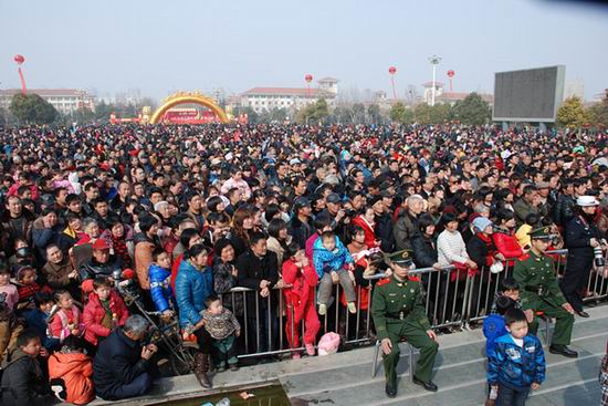 ���{�[Ԫ�����S��������^(gu��)��һ��(g��)���[���ʵ�Ԫ����(ji��)