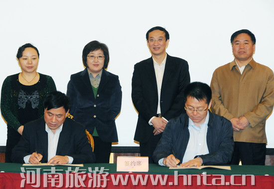 2013��ԥ�����κ����l(f��)չ��Մ��(hu��)�������e��