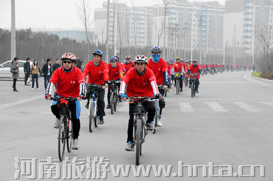 �옷�T�� ���̼���l(f��)