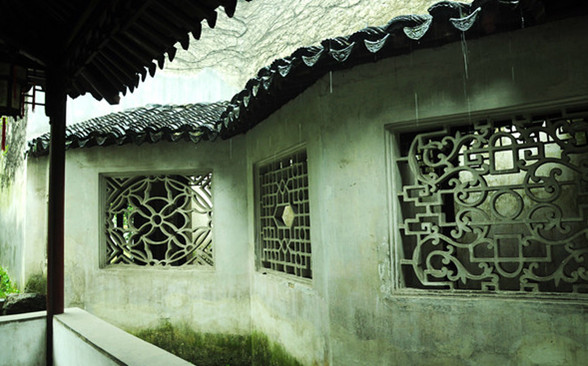 ������K��