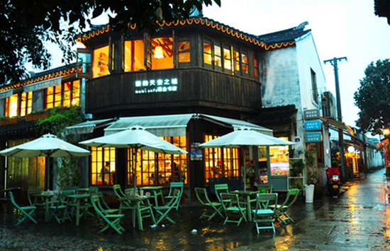 ������K��