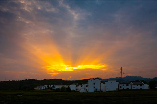 ��Դ���ĳ��ι��ԣ�׷���G�cˮ������