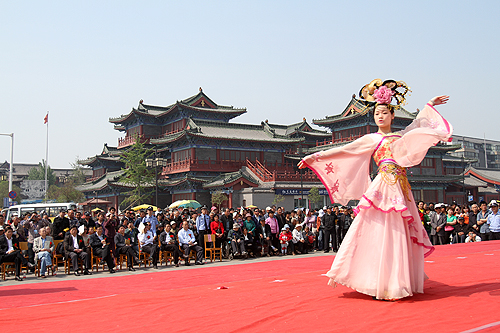 中國開封第二屆宋詞樂舞文化展演周開幕