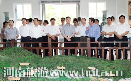 ���󸱿�����������l(xi��ng)������