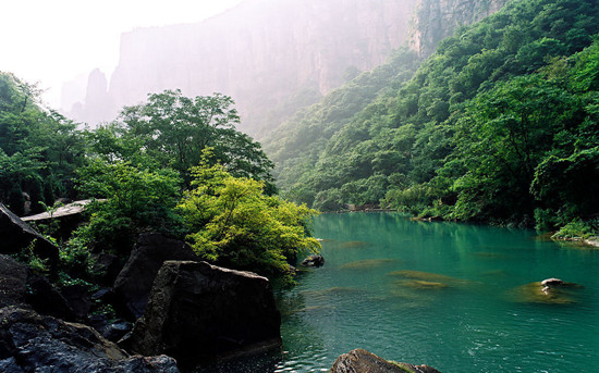 中國旅游業(yè)經(jīng)歷新轉(zhuǎn)型 出境旅游消費(fèi)漸趨平民化