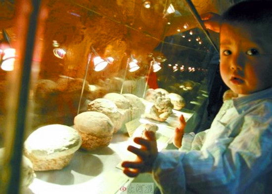 ���Ϻ����^��(ji��)ȥ ��ͯ��(ji��)�������g���؈D���t