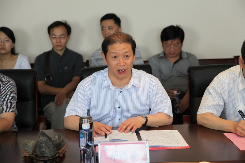 駐馬店市旅游局與黃淮學(xué)院舉行校政合作座談會