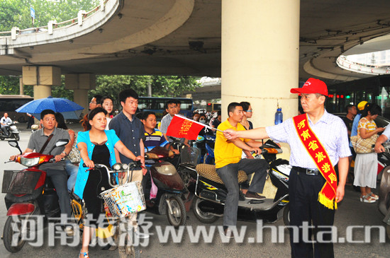 ʡ���ξօ���������ͨ־Ը�߷���(w��)���(d��ng)